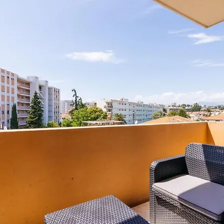 Ceres Furnished Flat Διαμέρισμα