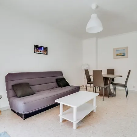 Ceres Furnished Flat Ζουάν λε Πιν