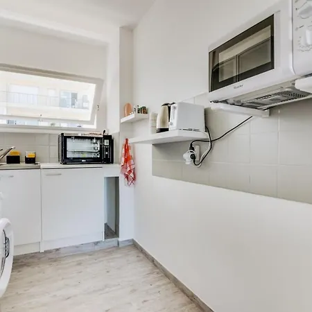 Daire Ceres Furnished Flat Juan-les-Pins